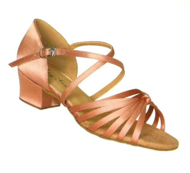 Adagio Style 7100 Children's Latin shoe